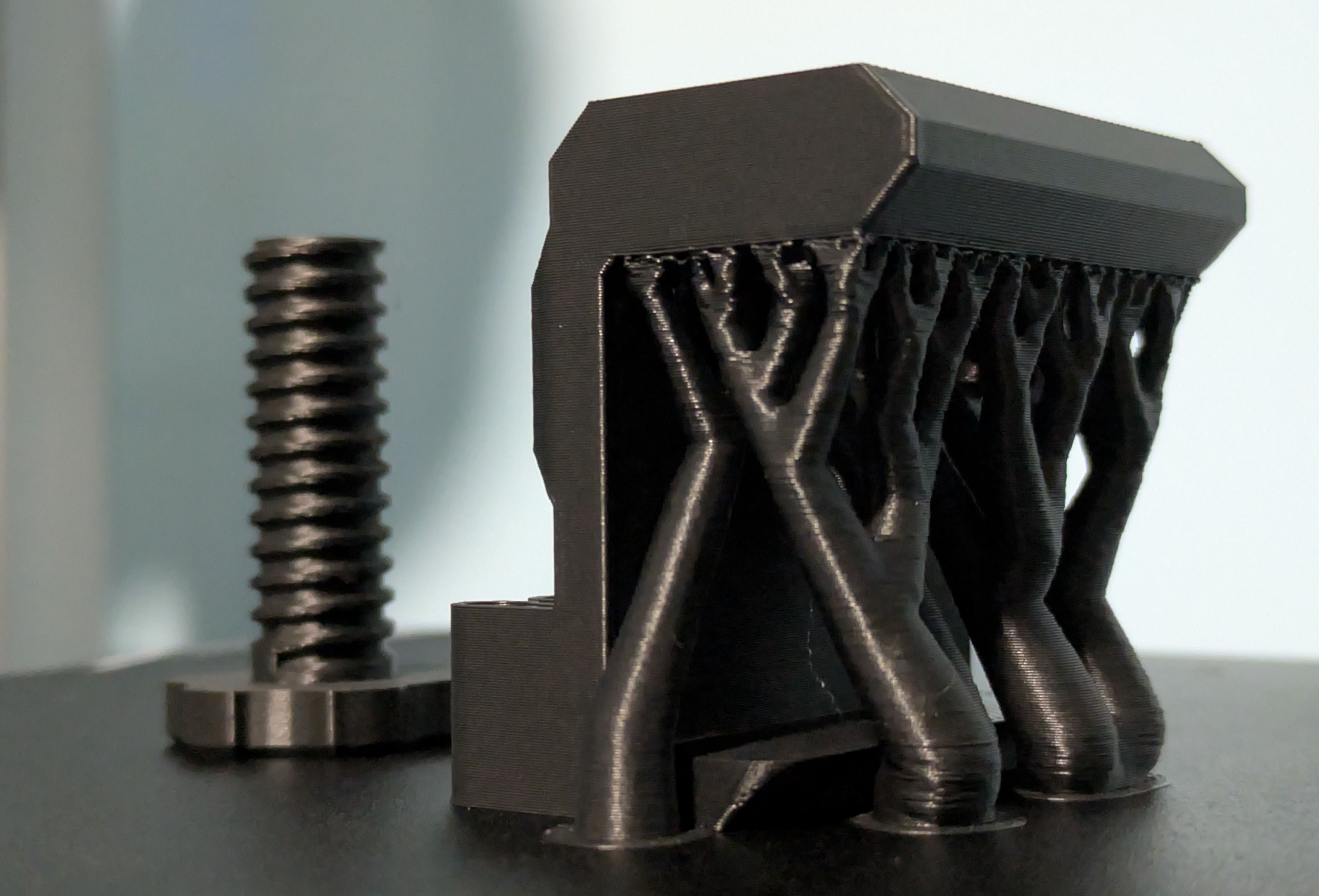 Cable holder with tree supports